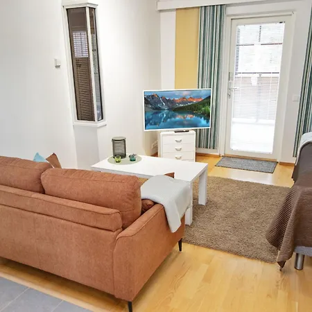 Taehtitahko By Interhome Tahkovuori